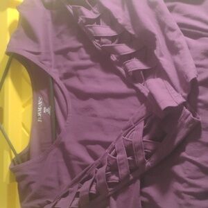 Romans Women's 3/4 Sleeve Tee in Rich Purple